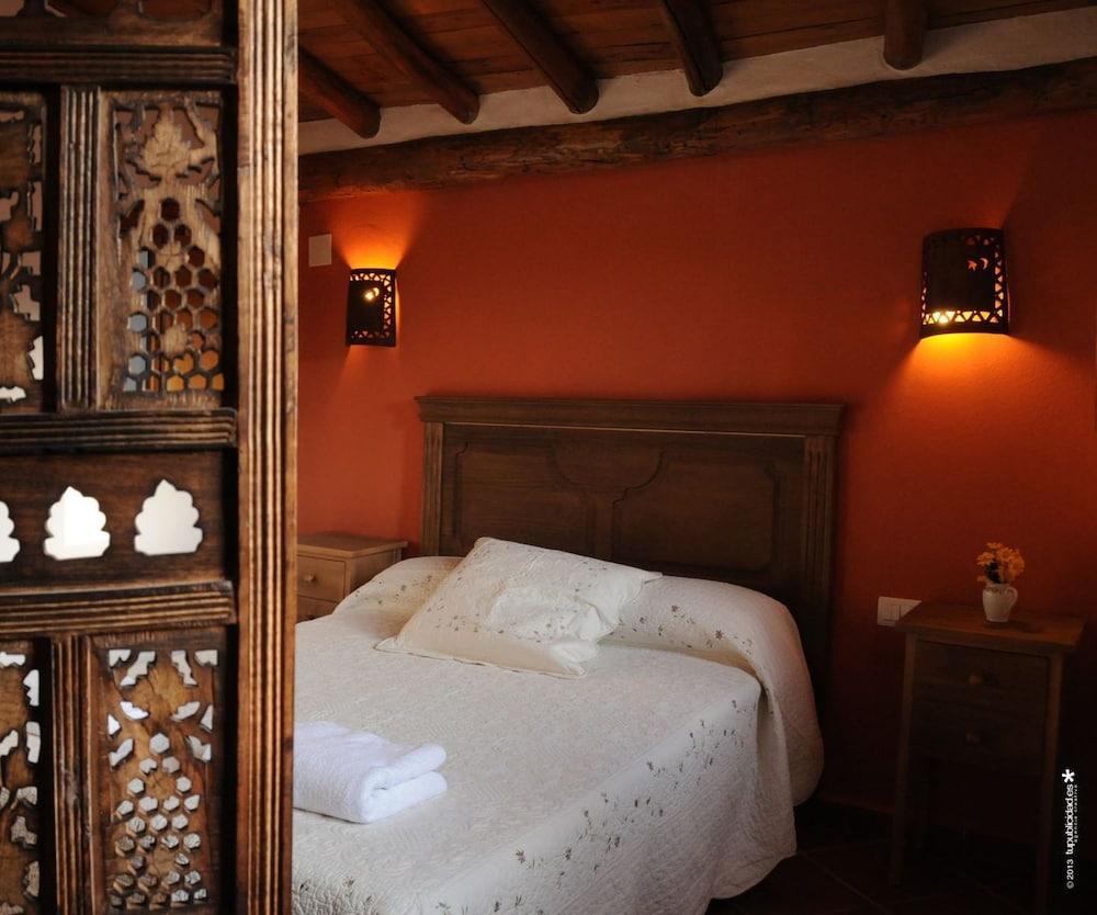 La Molinilla Apartamentos Y Hammam - Adults Only Linares de la Sierra Exterior photo